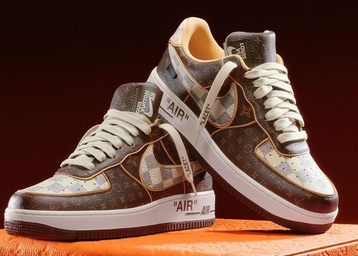 Кроссовки Louis Vuitton и Nike продали на аукционе за 352 тысячи долларов