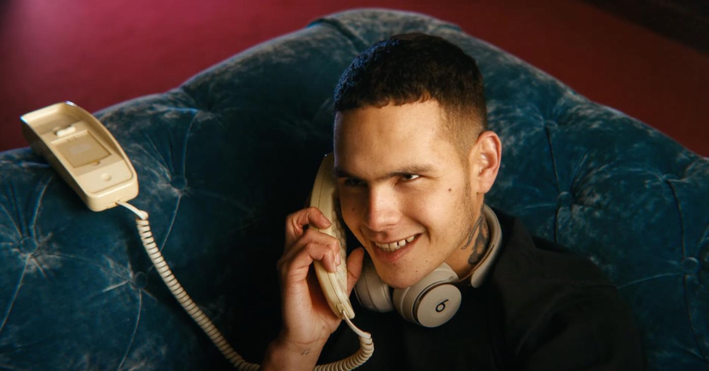 slowthai и Skepta выпустили совместный трек и клип. Смотрим