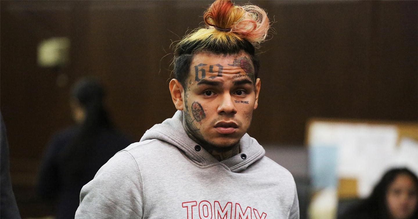 Рэперу 6ix9ine грозит 47 лет тюрьмы. Он начал признаваться в преступлениях и сдавать других