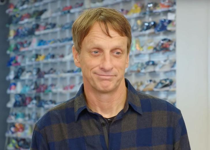 Тони Хоук рассказывает о кроссовках в новом выпуске Sneaker Shopping