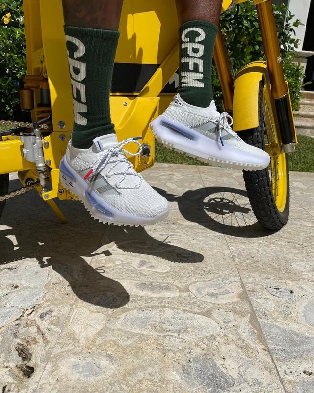 adidas-pharell-dtf-magazine-2