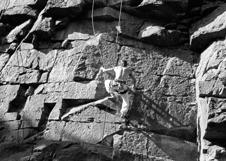 STONED CLIMBERS CAMP