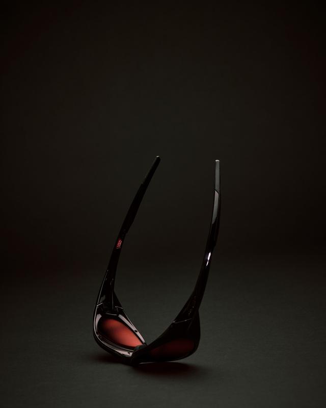 travis-cactus-oakley-dtf-magazine3