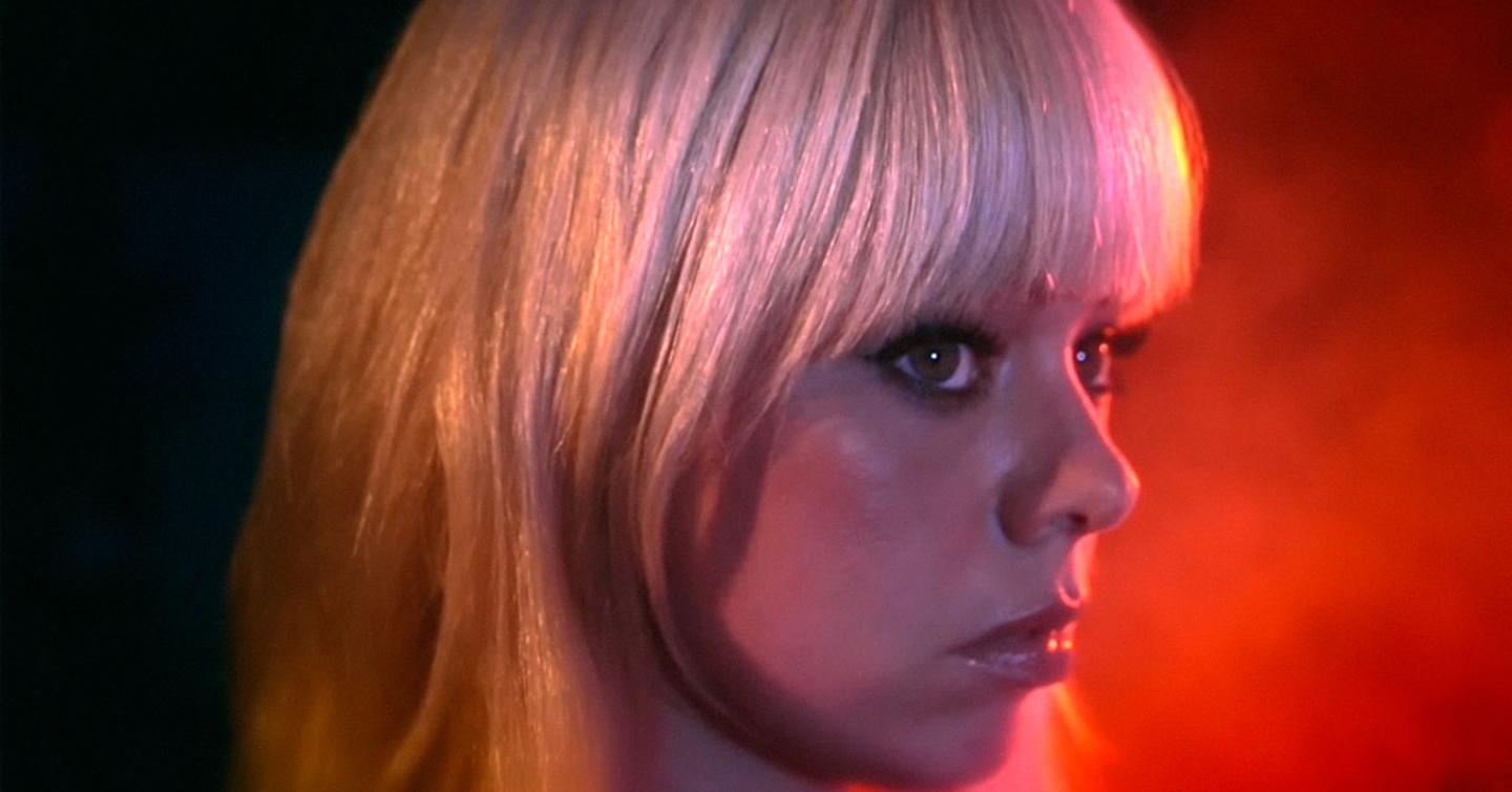 chromatics_black_walls_new_visuals_and_track_dtf_header Chromatics выпустили новую песню из альбома «Dear Tommy»