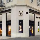 Во Франции премиум-брендам запретили уничтожать нераспроданные товары