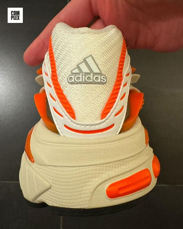 задник adidas Jellyfish