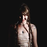 human margareeta випустила дебютний альбом Broken