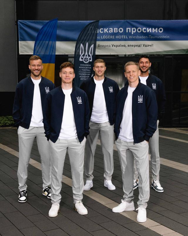 uaf-indposhiv-dtf-magazine Українскі футболісти в речах бренду Indposhiv