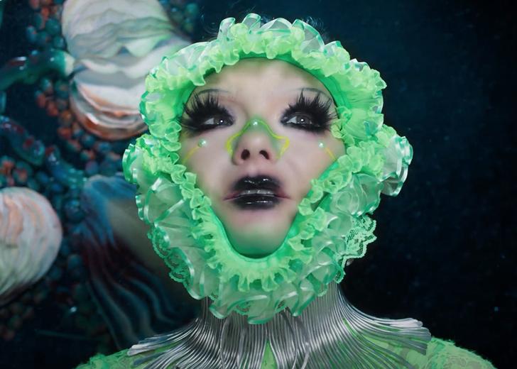 Björk випустила перший сингл з нового альбому