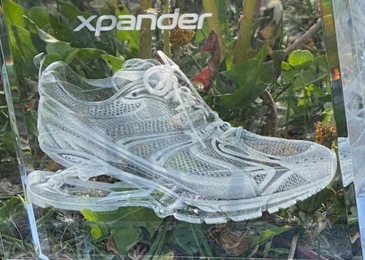 balenciaga-crystal-cube-sneakers-dtf-magazine Balenciaga выпустил хрустальные скульптуры своих кроссовок
