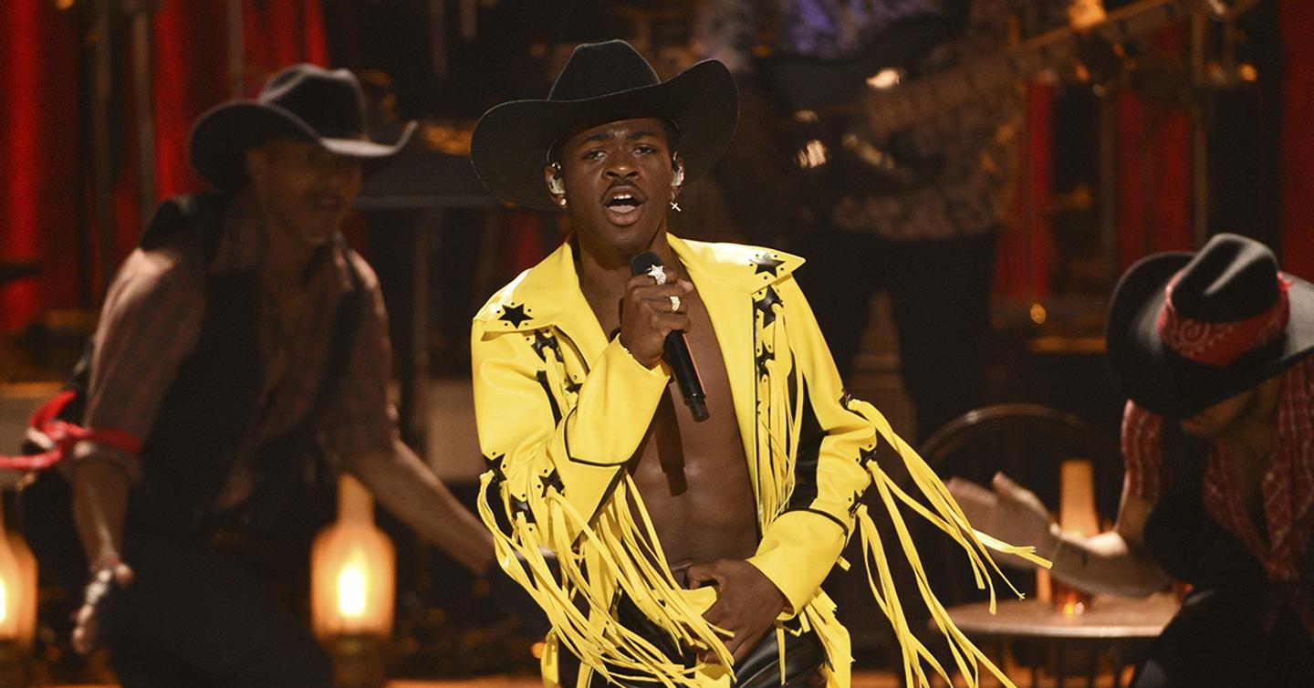 Еще больше кантри: Lil Nas X и Young Thug выпустили ремикс на Old Town Road
