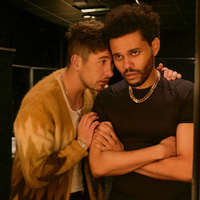 Подивіться на перші кадри з нового фільму The Weeknd. З Баррі Кіоґаном та Дженною Ортегою
