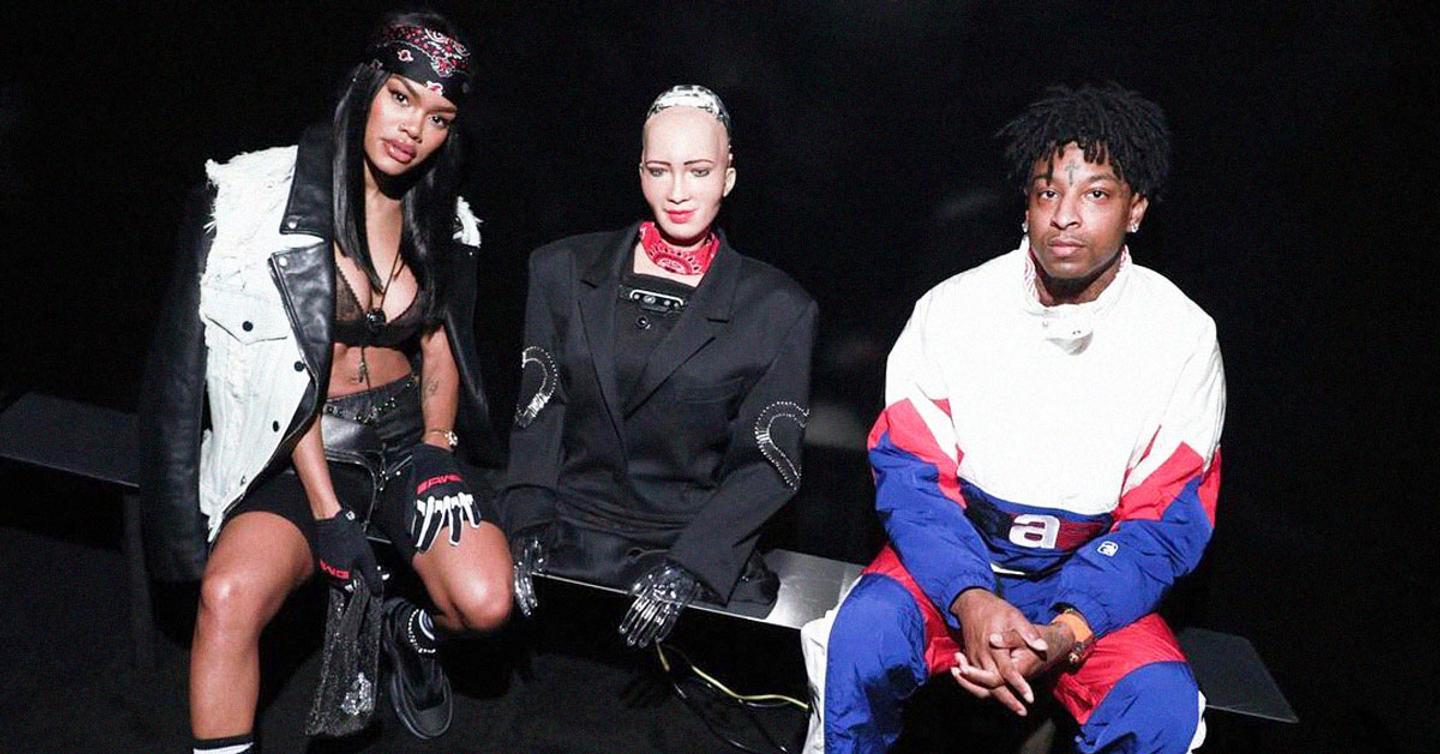 alexander-wang-robot-dtf-magazine-cover Американская суета и робот София на показе Александра Вэнга