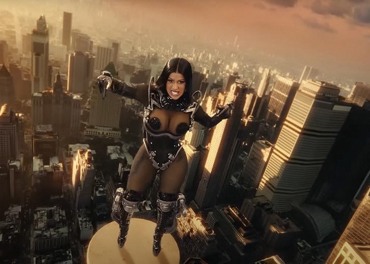 Cardi B, Каньє Вест та Lil Durk випустили кліп на спільний трек Hot Shit