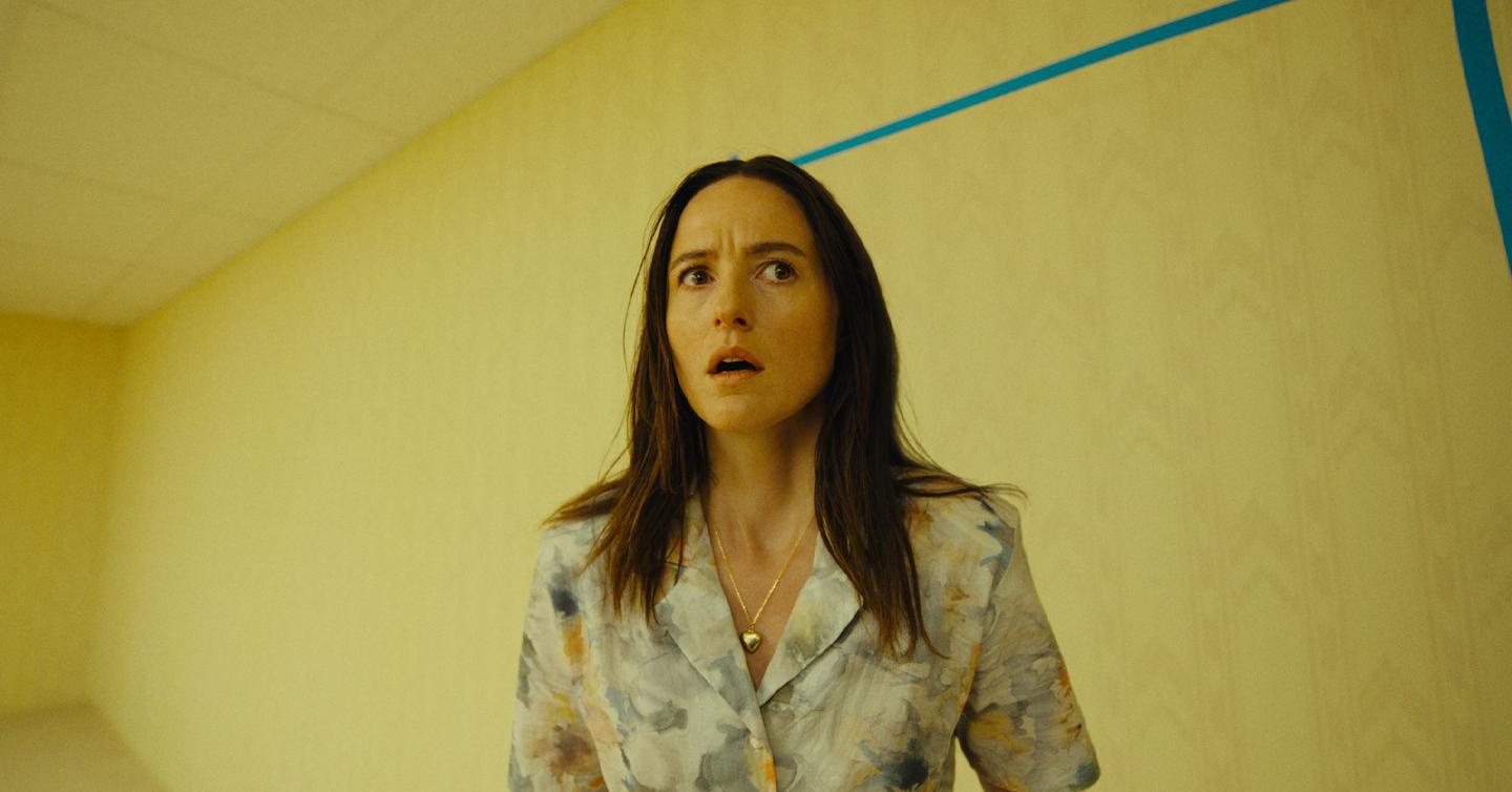 backrooms-trailer-a24-cover-dtf-,agazine Трейлер «Backrooms: Залаштунки»