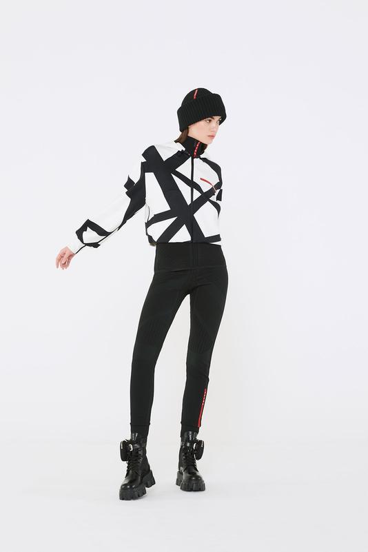 prada-ski-dtf-magazine-3