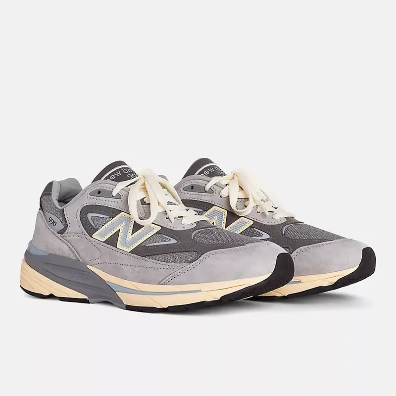 Кросівки New Balance 990v7