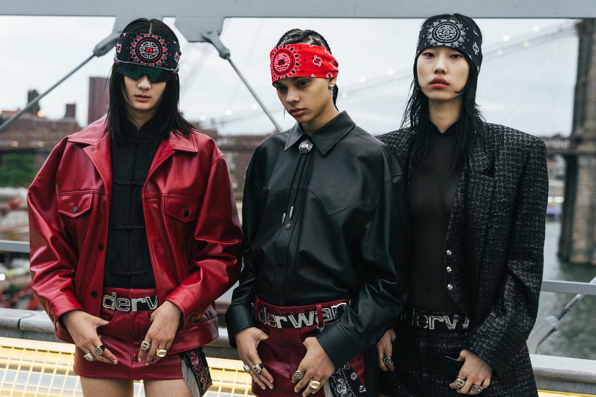 https---hypebeast.com-image-2018-06-alexander-wang-collection-1-ss19-19