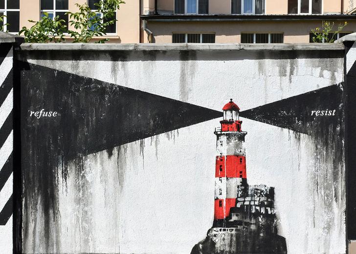 lviv-cover Новий стріт-арт: Sasha Pes створив у Львові 20-метрове «Львівське море»