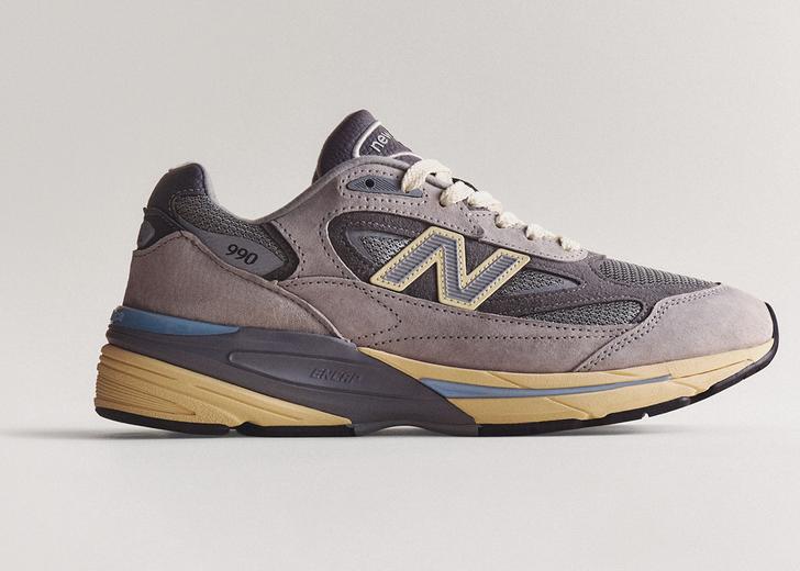 Кросівки New Balance 990v7