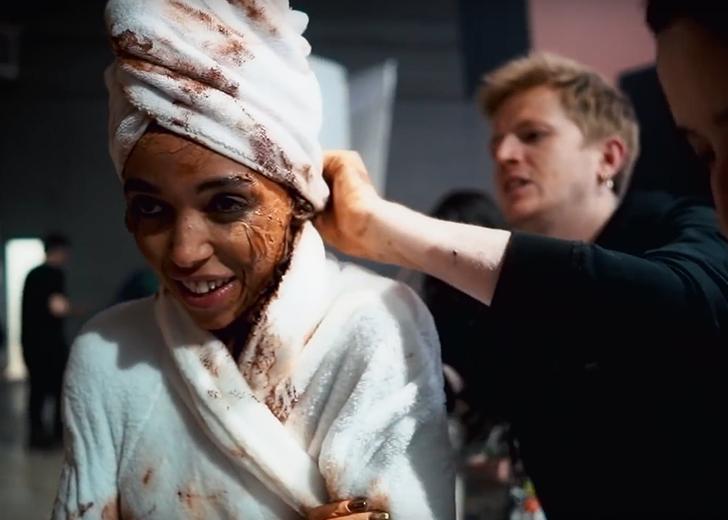 twigs-filming-dtf-magazine FKA twigs выпустила документальный фильм о съемках клипа в Киеве
