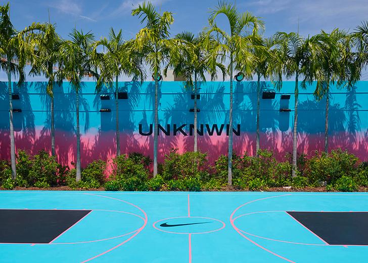 Nike и UNKNWN открыли баскетбольную площадку. Она отсылает к кроссовкам Леброна Джеймса