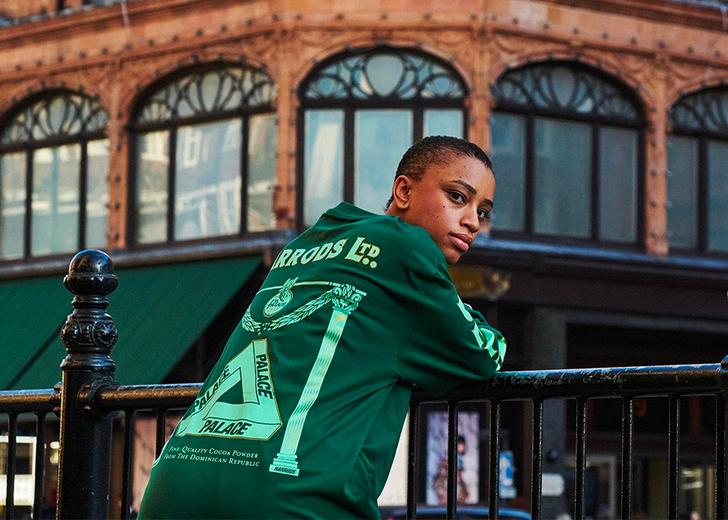 Palace-Harrods-dtf-magazine Рождественские подарки в коллаборации Palace и лондонского универмага Harrods