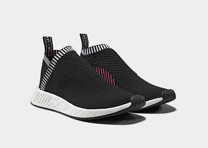 В Киеве adidas Originals представили новые версии знаковых моделей