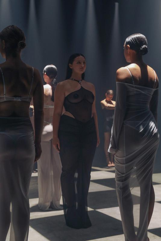 anoeses-queensgame-dtf-magazine8