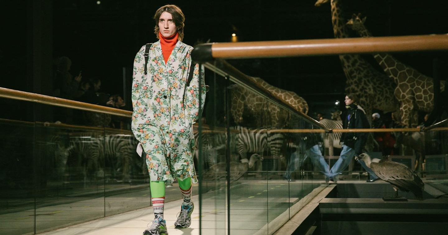 Мемы посреди музея: Что означает новая коллекция Vetements