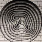 В лондонском метро появились логотипы Aphex Twin