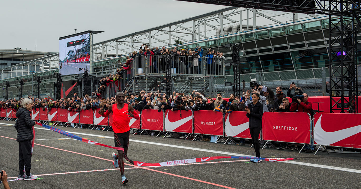 nike-vs-adidas-1 42 километра за два часа: Как adidas и Nike помогают атлетам превзойти себя