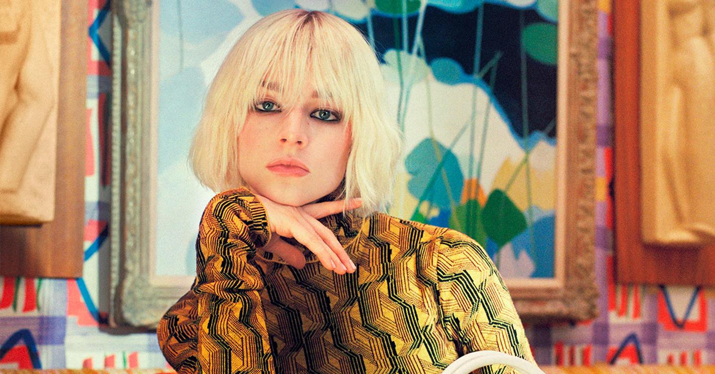 Hunter-Schafer-prada-dtf-magazine Ксавье Долан снял рекламу Prada. В главной роли — Хантер Шафер