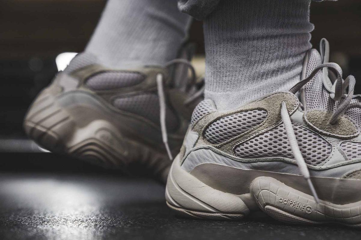yeezy-desert-rat-500-blush-closer-look-6