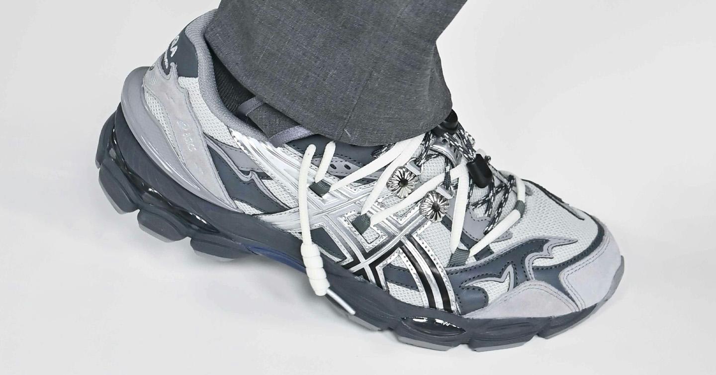 Ковбойські кросівки TOGA та ASICS