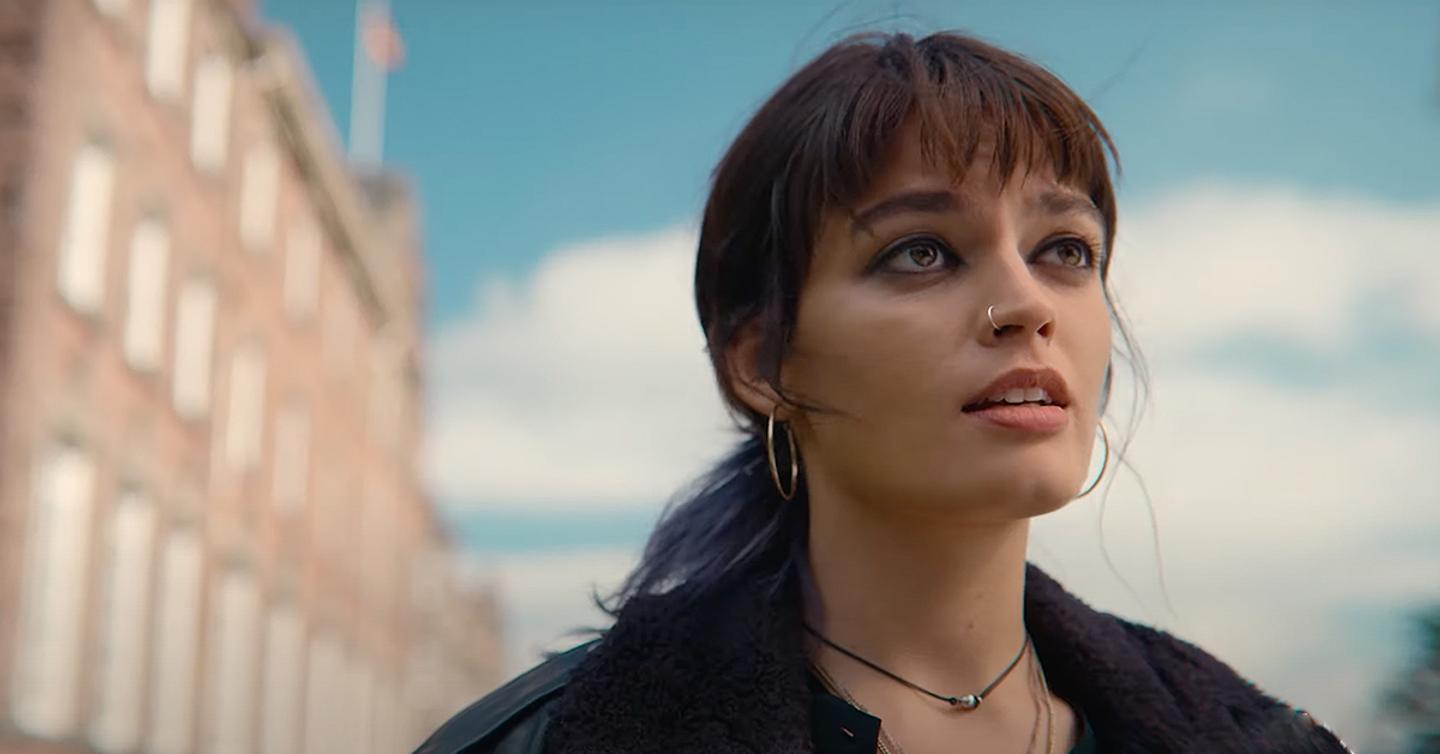 Вышел новый трейлер третьего сезона «Полового воспитания»