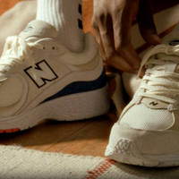 new-balance-sales-dtf-magazine Кадр з кампейну кросівок New Balance