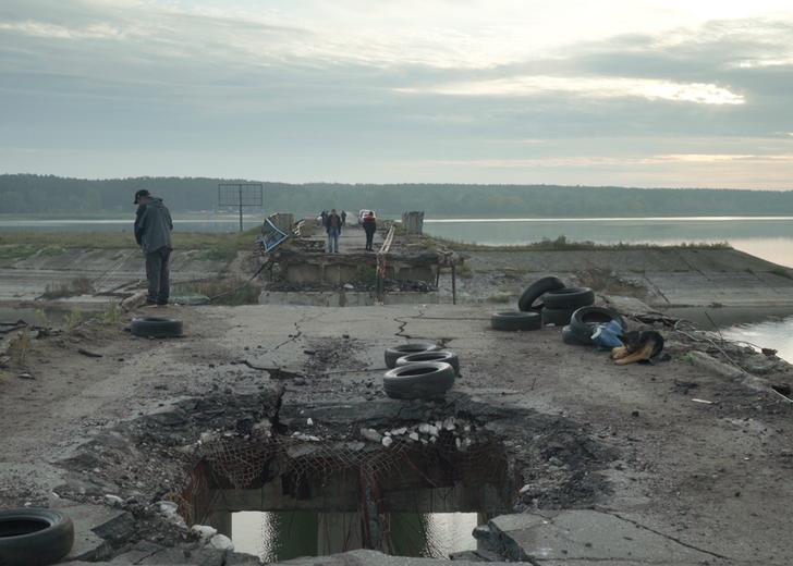 intersepted-cover-dtf-magazine Кадр з фільму «Мирні люди»