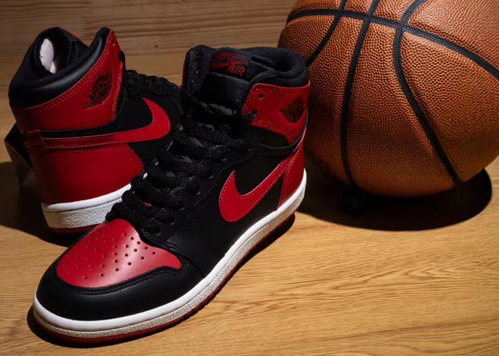 Кросівки Air Jordan 1 High ’85 Bred