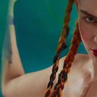 Grimes рассказала о своей беременности. Инстаграм удалил ее пост