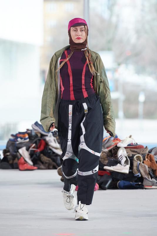PLNGNS_AW24_Look016_by_James_Cochrane_for_BFW