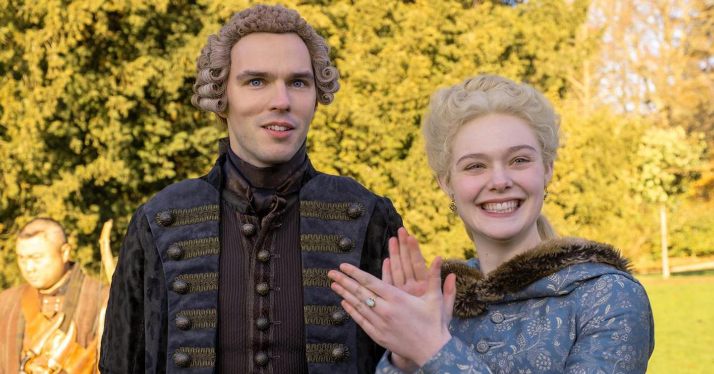 Сериал «Великая» с Эль Фаннинг продлили на второй сезон