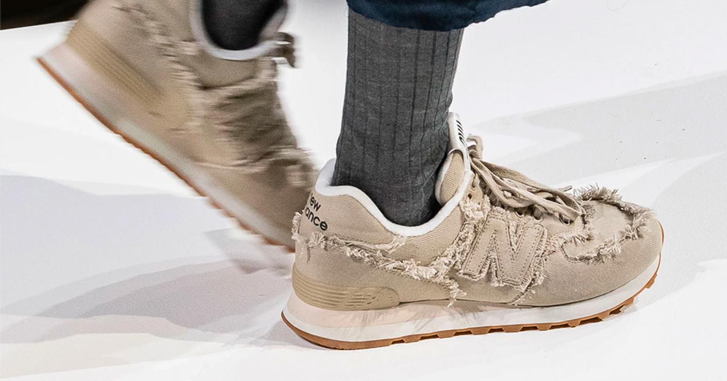 Первый взгляд: Совместные кроссовки бренда Миуччи Прады и New Balance