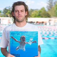 Парень с обложки альбома Nirvana подал на группу в суд