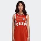 В Литве adidas обвинили в «ностальгии по СССР»
