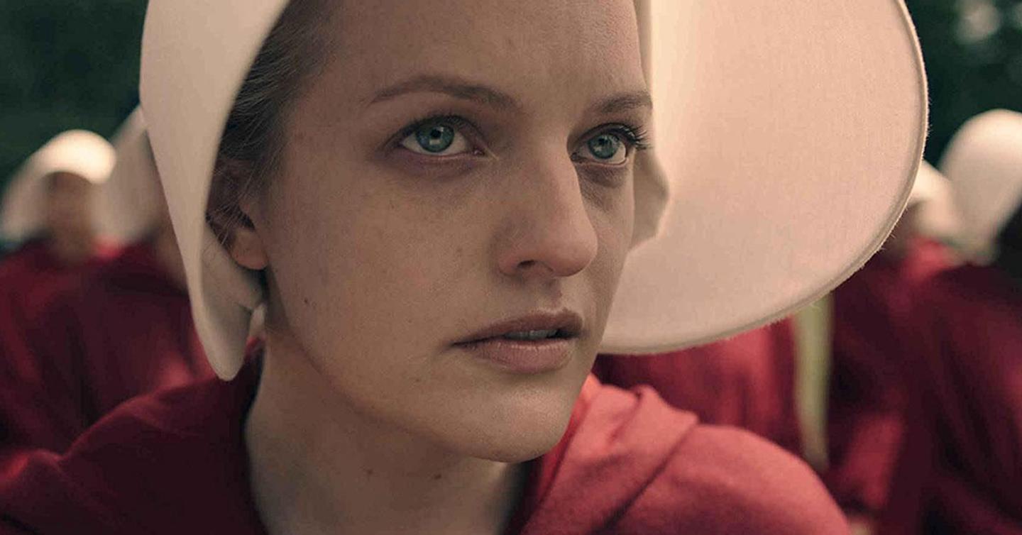Сериал "Рассказ служанки" продлили на третий сезон