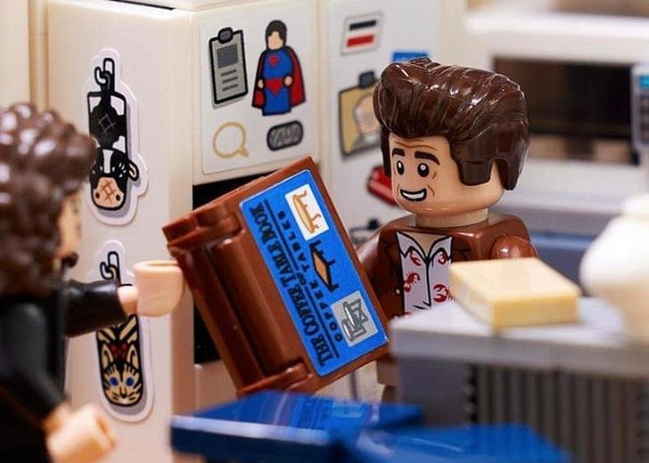 lego-dtf-magazine В Нидерландах воры протаранили фургоном магазин и украли оттуда LEGO и покемонов