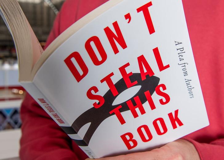 dont-steal-this-book-cover-dtf-magazine Порожня книга на знак протесту проти ШІ