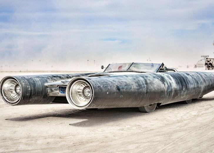 Rocket-Car-dtf-magazine Инсталляции с Burning Man продают на аукционе