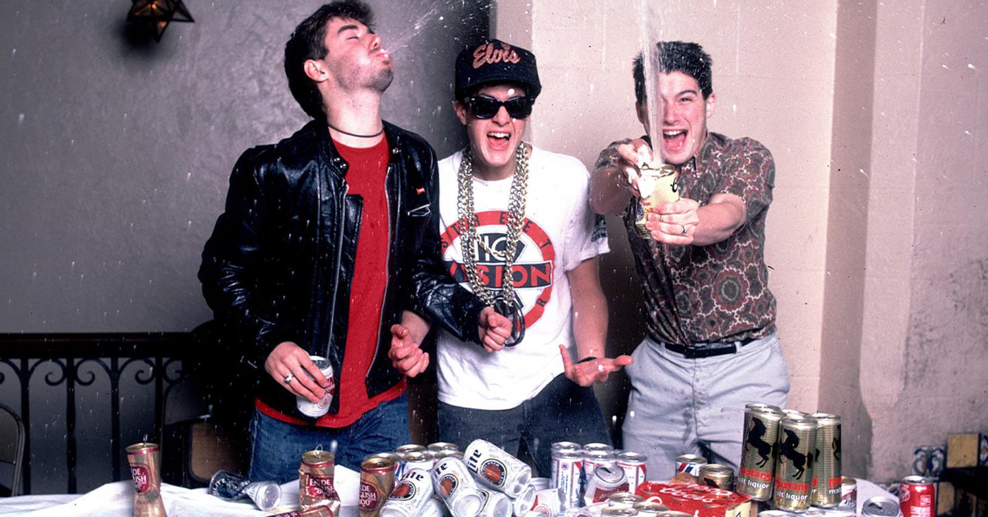 beastie boys story cover dtf magazine Beastie Boys Story: Что критики говорят о новом фильме Спайка Джонза